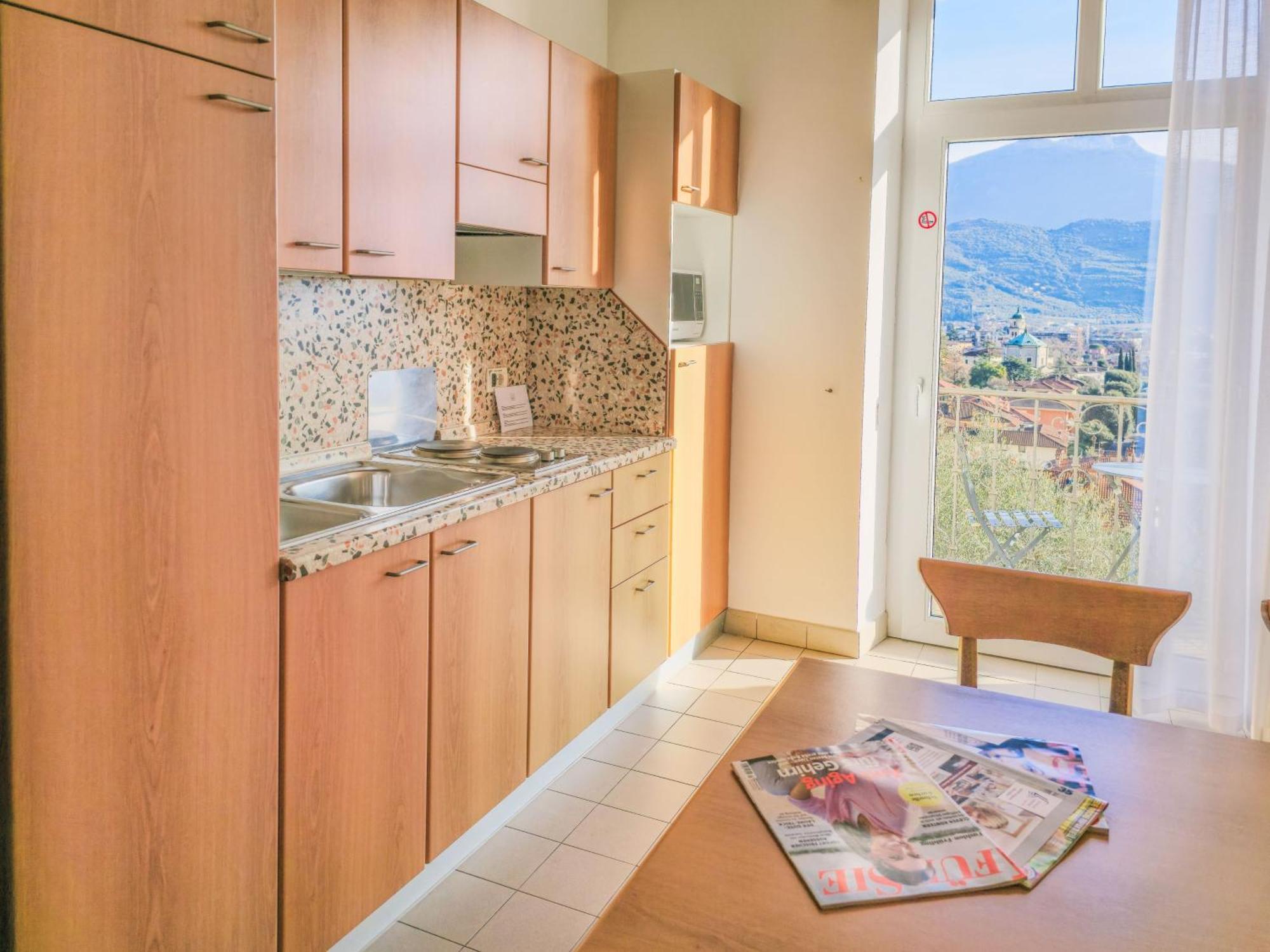 Aparthotel Englovacanze Riva del Garda Exterior foto